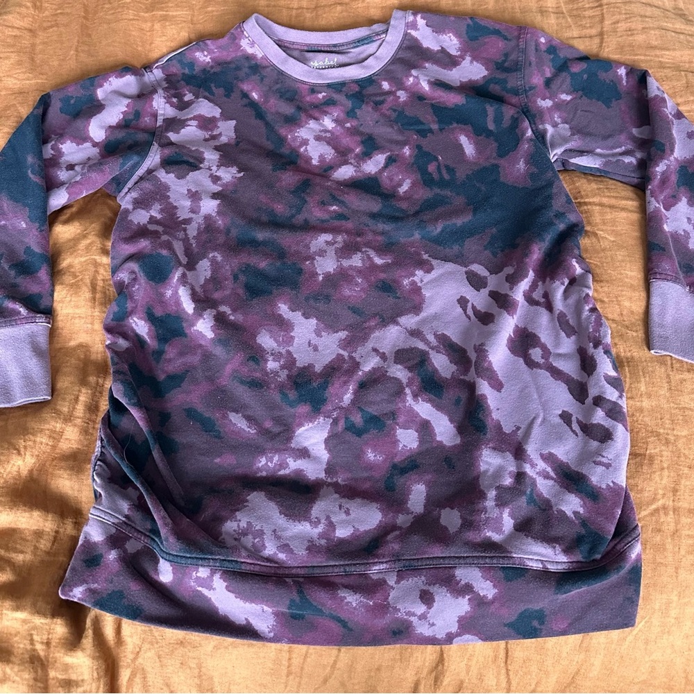 Maternity purple sweatshirt